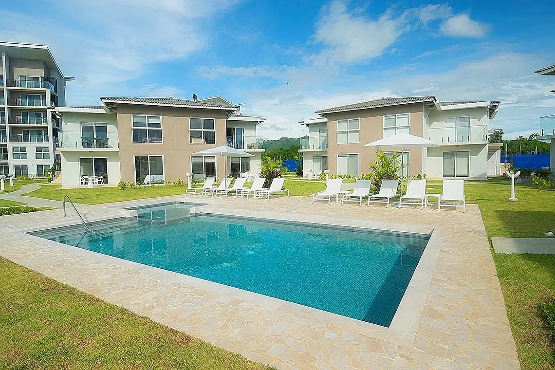 Apartamentos frente a la playa en Panamá para inversores de Paraguay