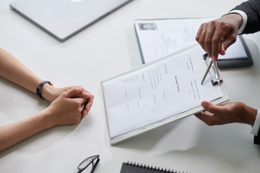 Contrato laboral a tiempo definido en Panamá: ventajas y usos